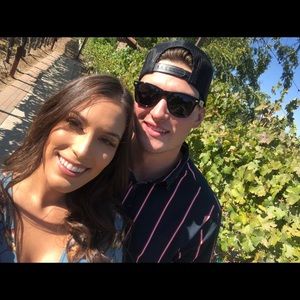 Meet your Posher, Zachary